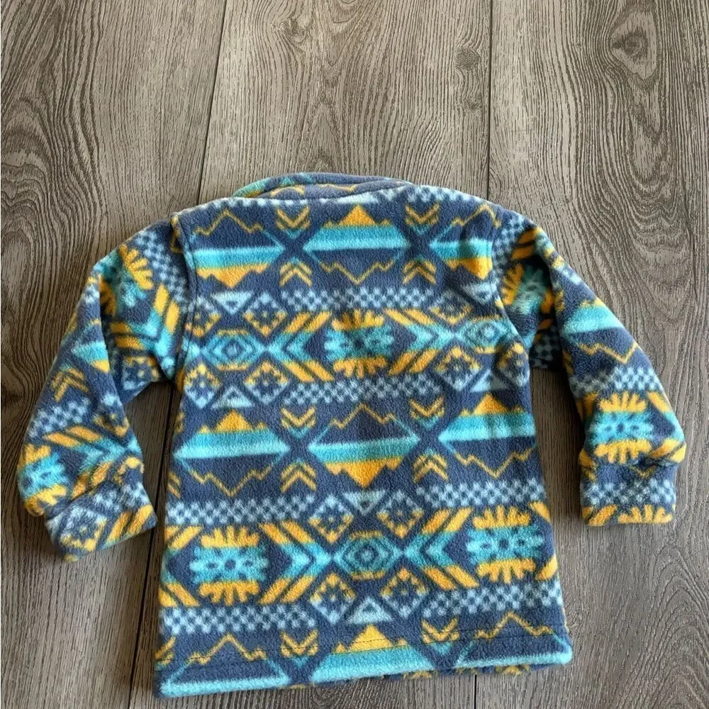 Columbia kids fleece sweater with beautiful pattern